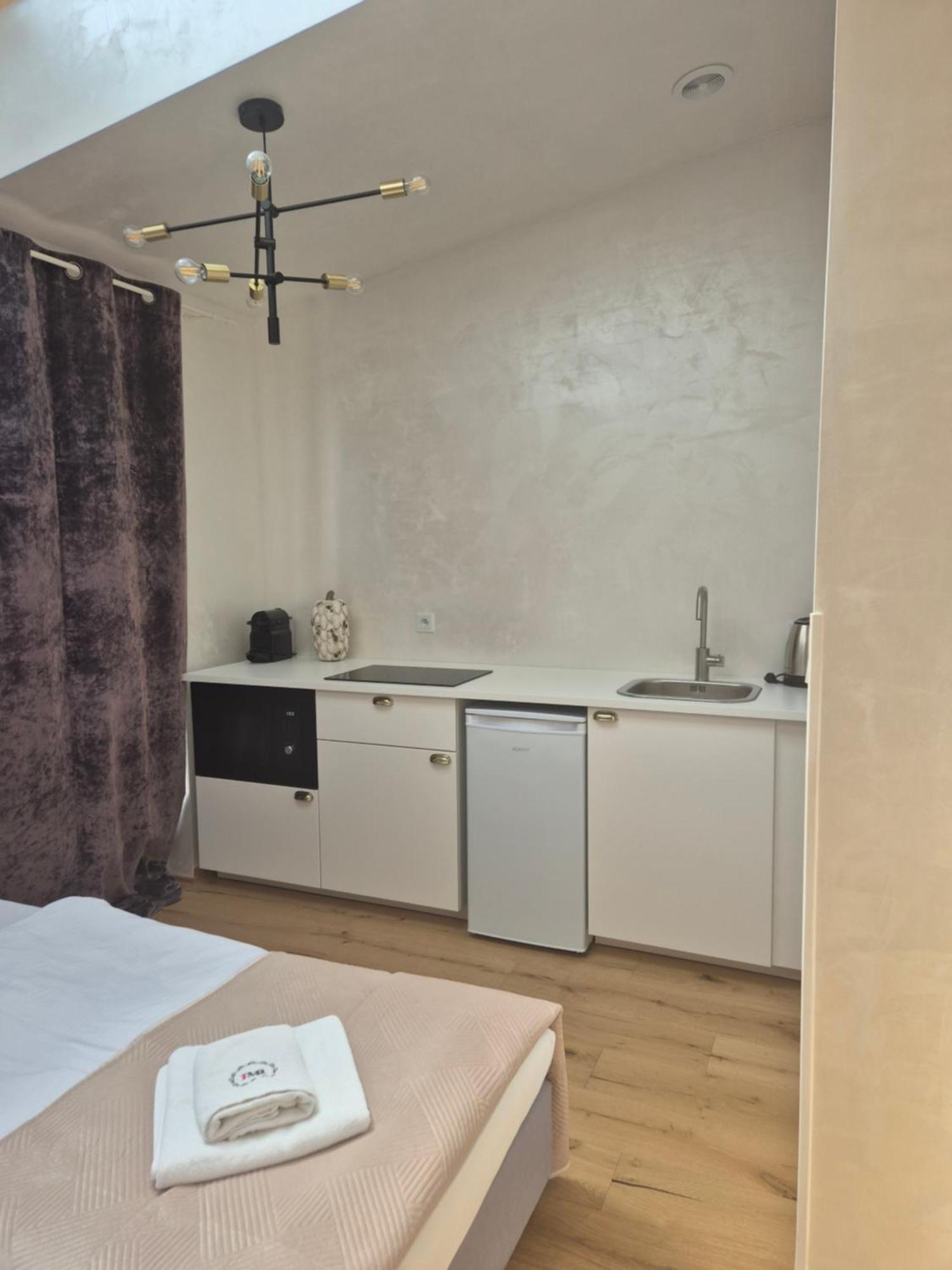 Aparthotel Miodowa 25 Cracovie Extérieur photo