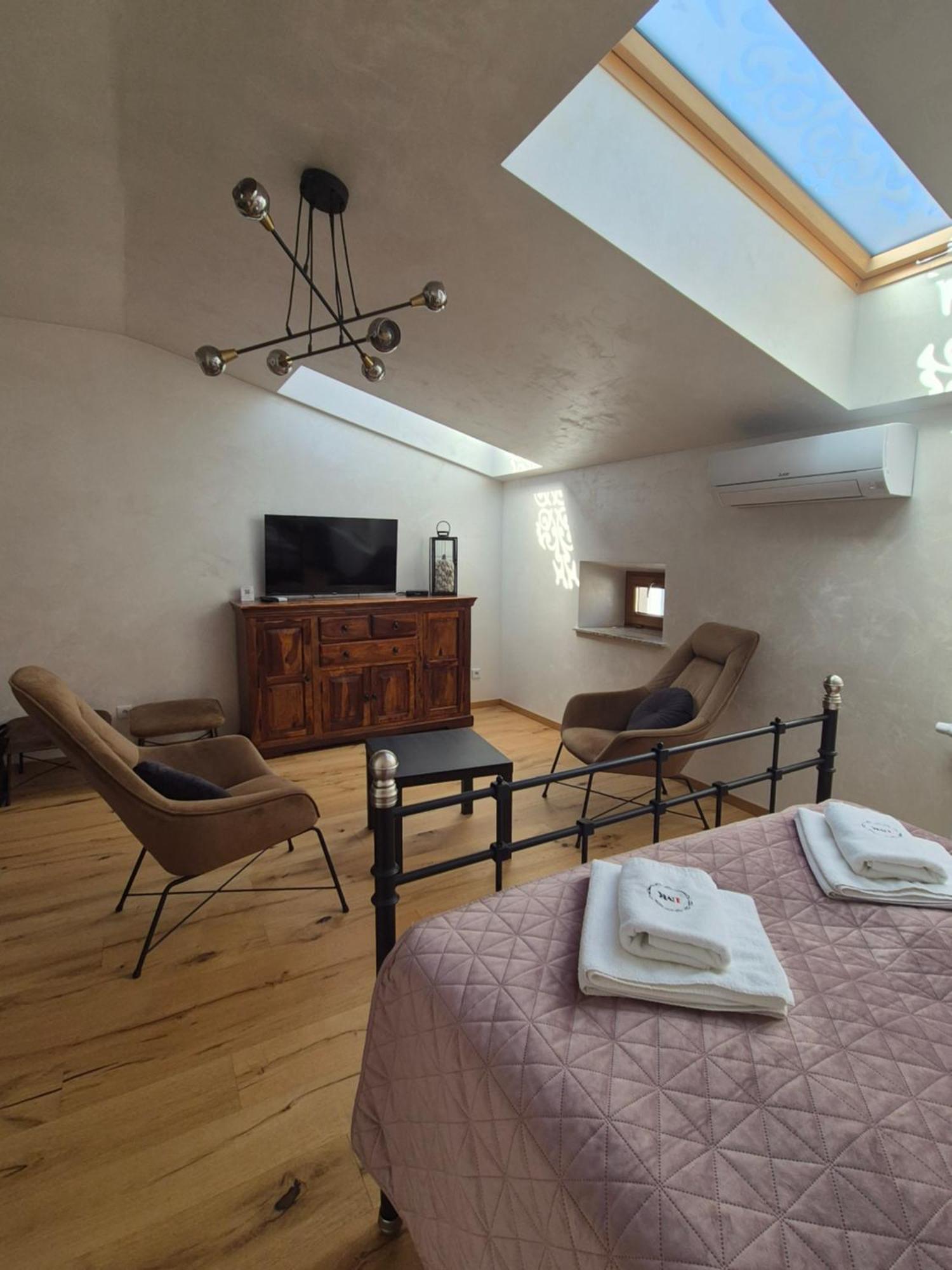 Aparthotel Miodowa 25 Cracovie Extérieur photo