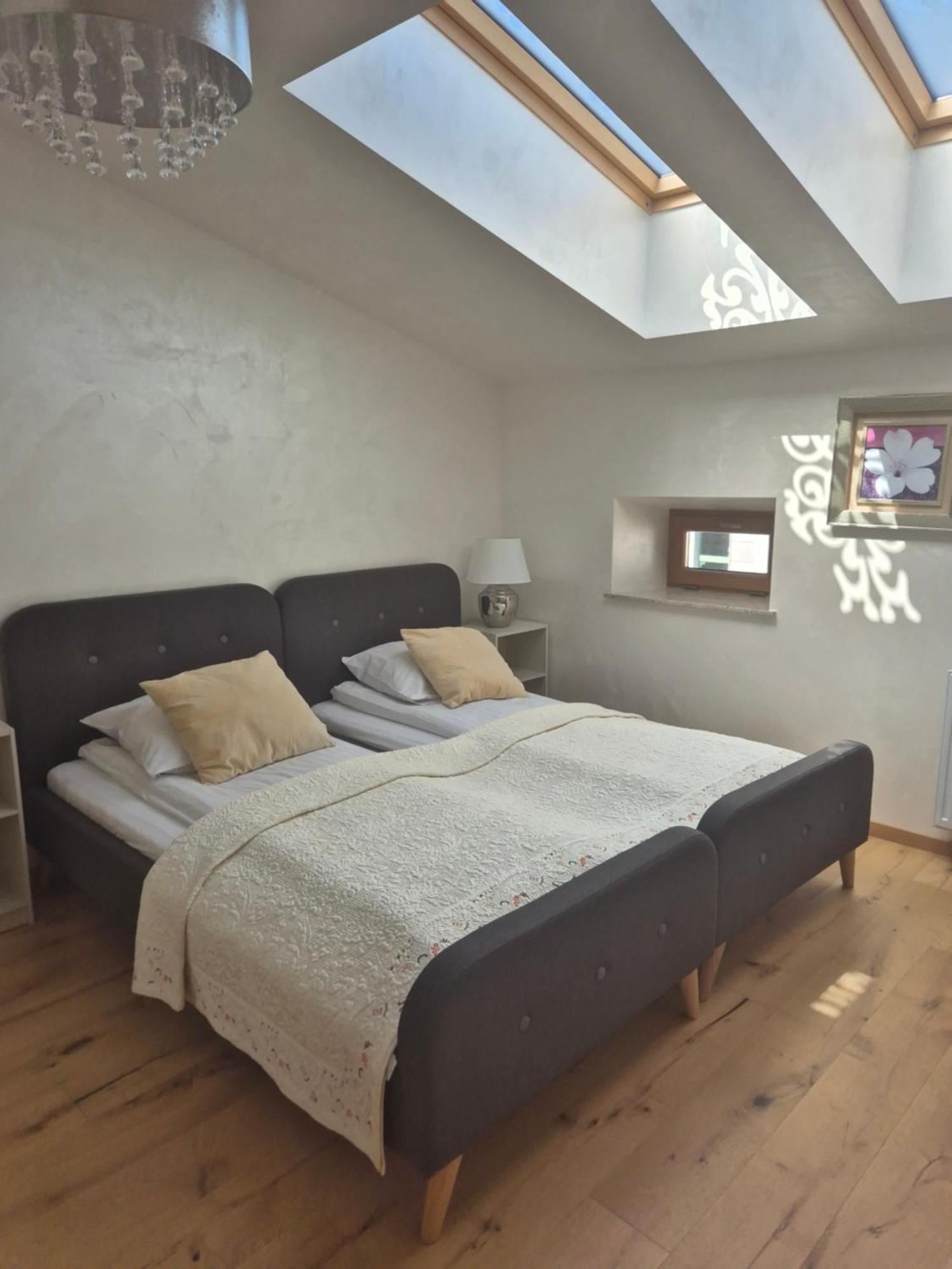 Aparthotel Miodowa 25 Cracovie Extérieur photo