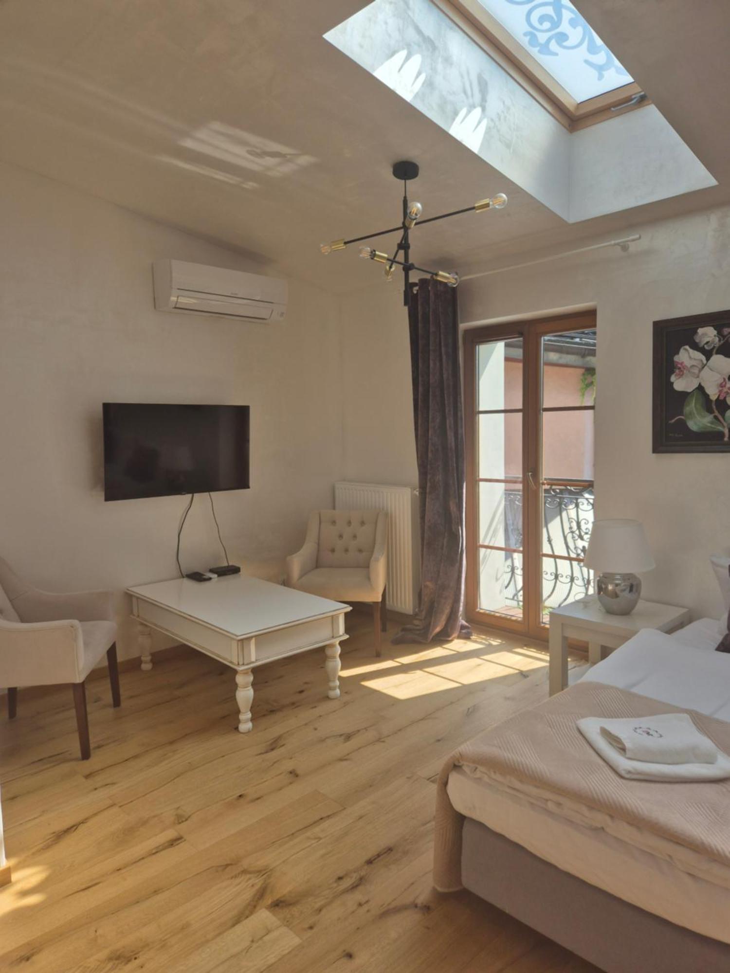 Aparthotel Miodowa 25 Cracovie Extérieur photo